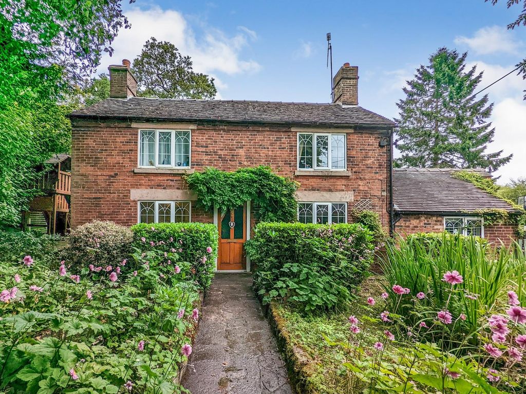 4 bed detached house for sale in Station Road, Endon ST9, £499,995