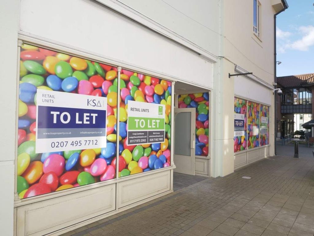 Retail premises to let in Unit 27, M Borough Parade, Chippenham SN15, £30,000 pa