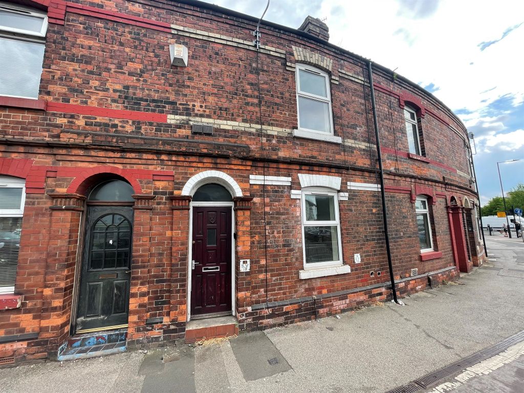 3 bed terraced house for sale in Dockin Hill Road, Town, Doncaster DN1, £75,000
