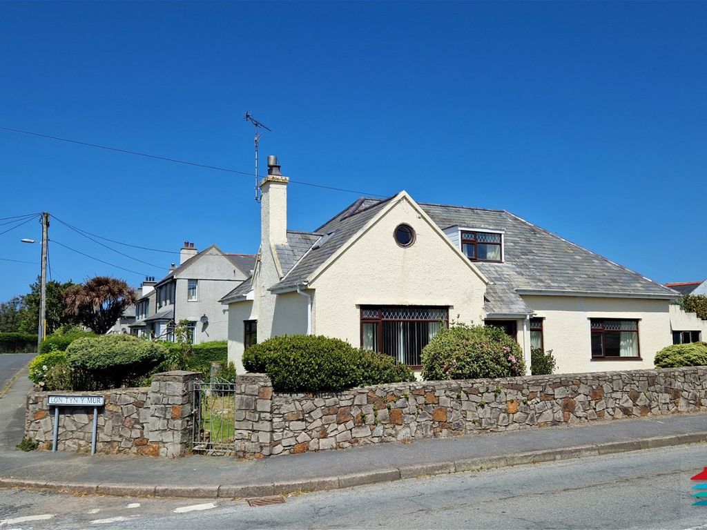 5 bed detached house for sale in Lon Tyn Y Mur, Morfa Nefyn, Pwllheli LL53, £350,000