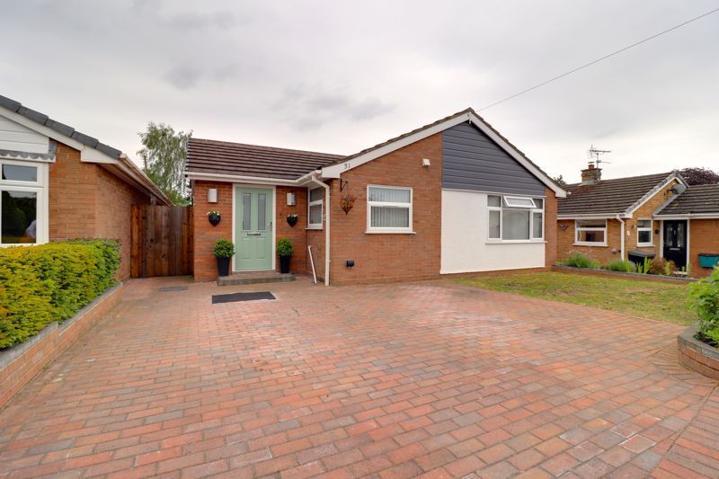2 bed bungalow for sale in Lilac Close, Great Bridgford, Stafford ST18, £365,000