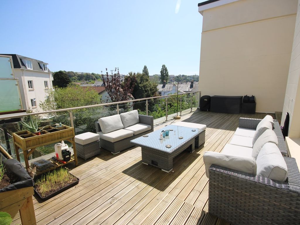2 bed flat for sale in 8 Clarendon Road, St Helier JE2, £460,000