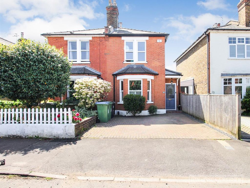 3 bed semi-detached house for sale in Beauchamp Road, West Molesey KT8, £825,000