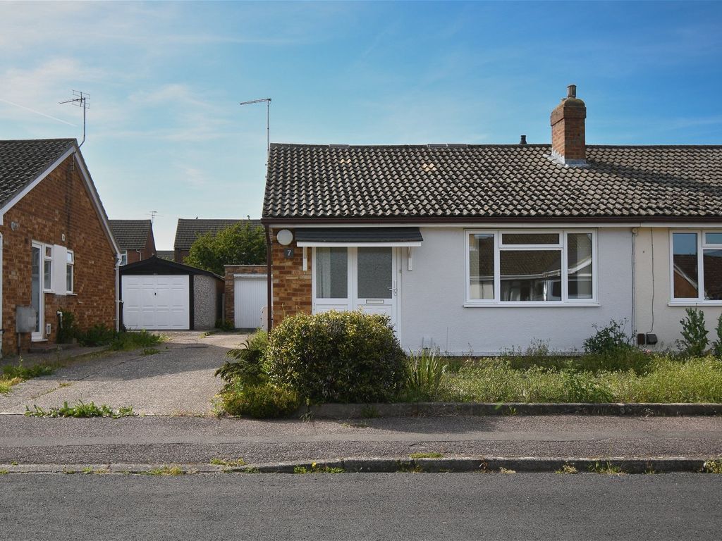 2 bed semi-detached bungalow for sale in Fontwell Avenue, Cambridge CB4, £375,000