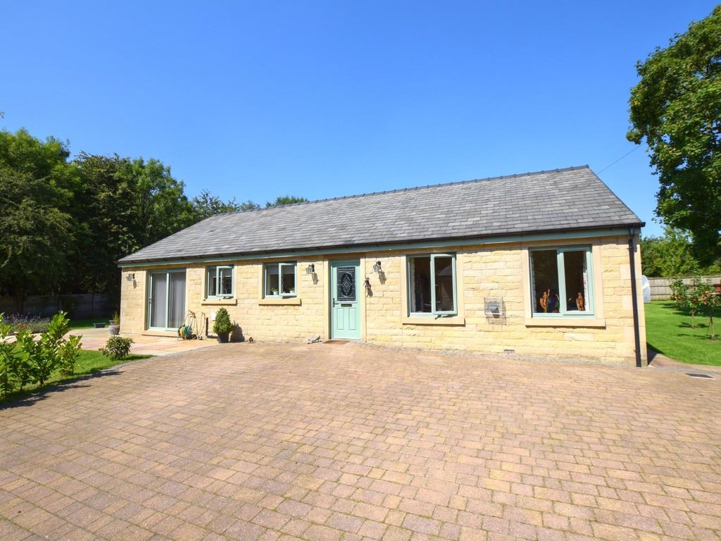 2 bed detached bungalow for sale in Greenfield Road, Colne BB8, £400,000