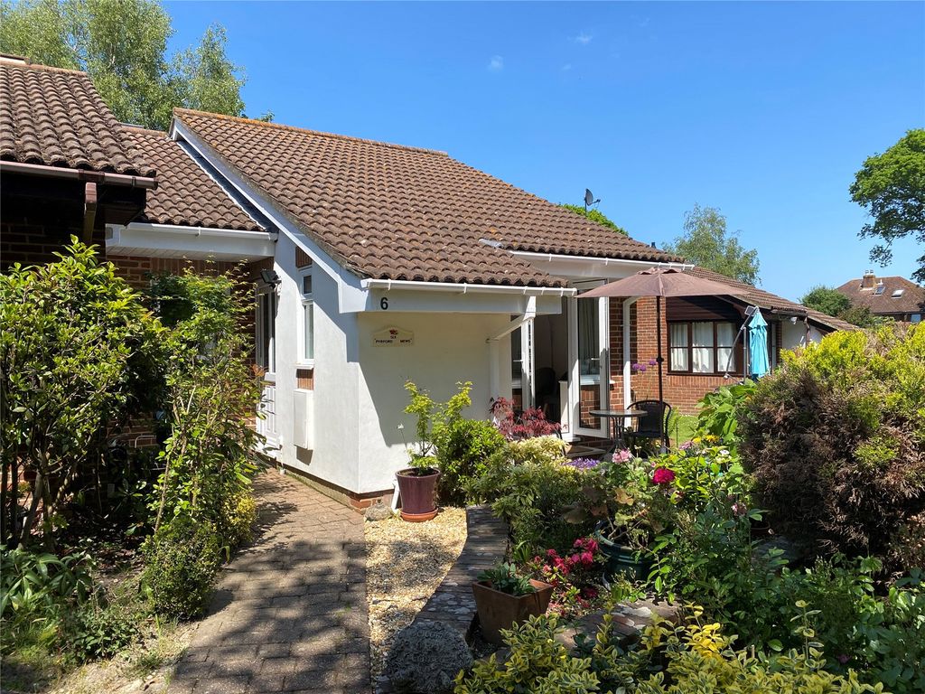 2 bed bungalow for sale in Belmore Lane, Lymington, Hampshire SO41, £399,950