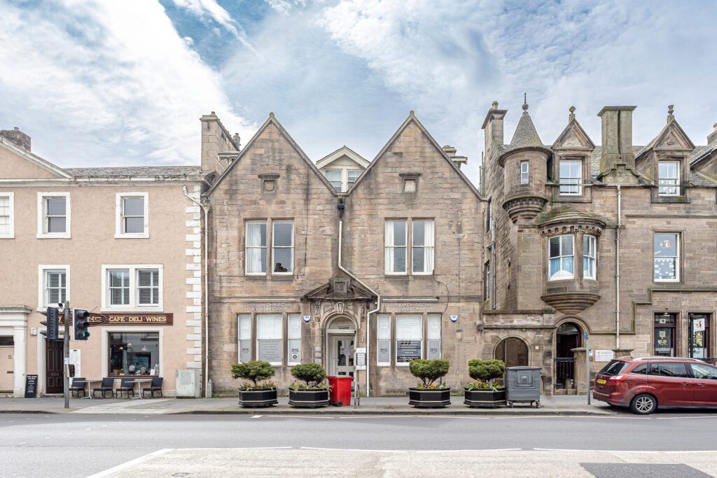 5 bed maisonette for sale in High Street, Linlithgow EH49, £349,000