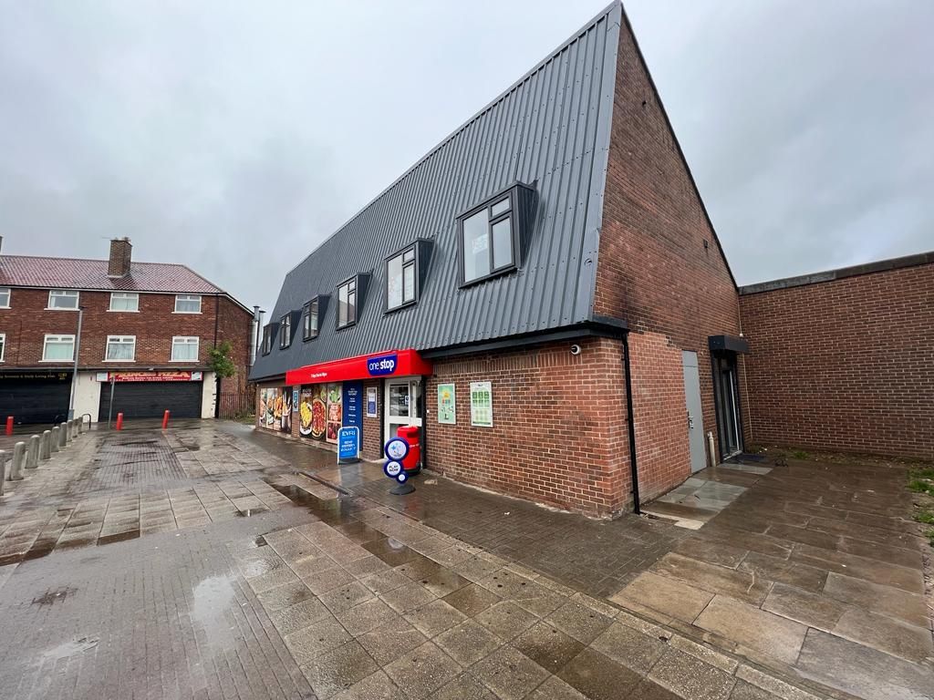 Retail premises to let in Shelton Court, Middlesbrough TS3, £10,000 pa