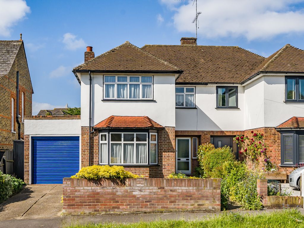 3 bed semi-detached house for sale in Gilbert Road, Romford RM1, £525,000