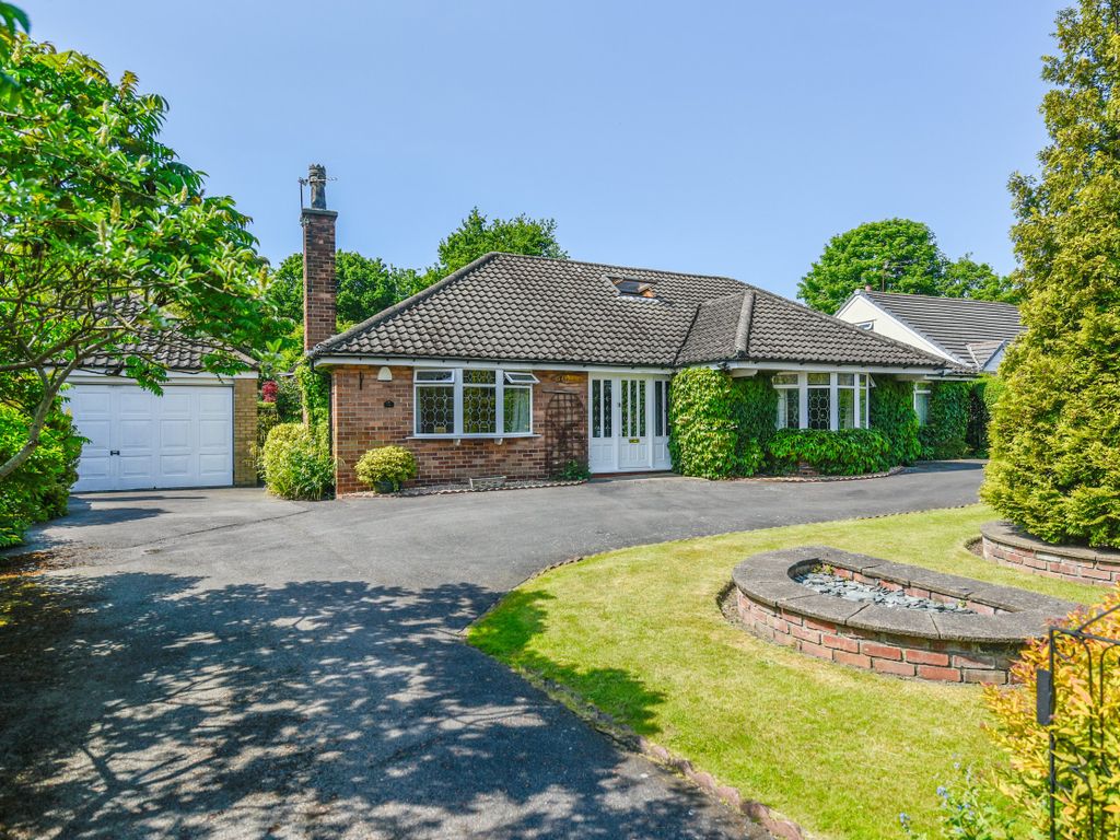 4 bed detached bungalow for sale in Grange Park, Liverpool L31, £500,000