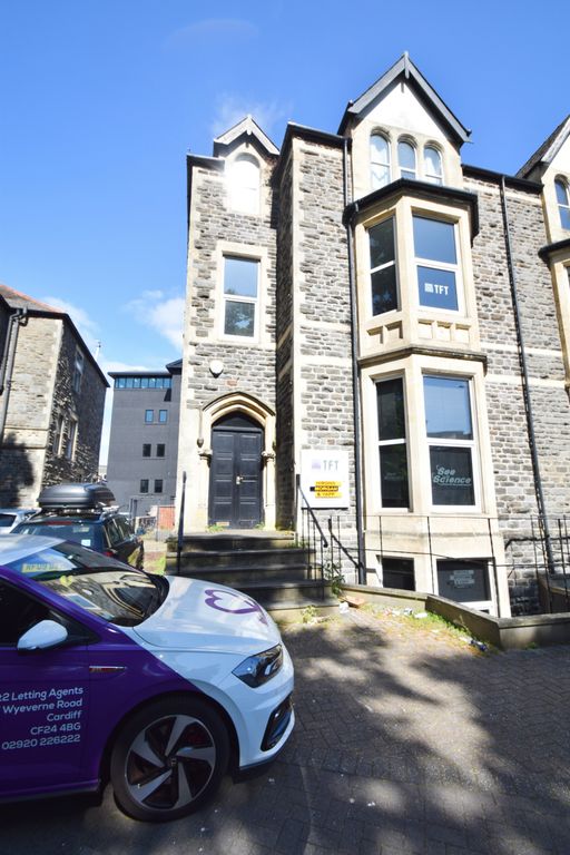 Property to rent in St. Andrews Crescent, Cardiff CF10, £1,000 pcm