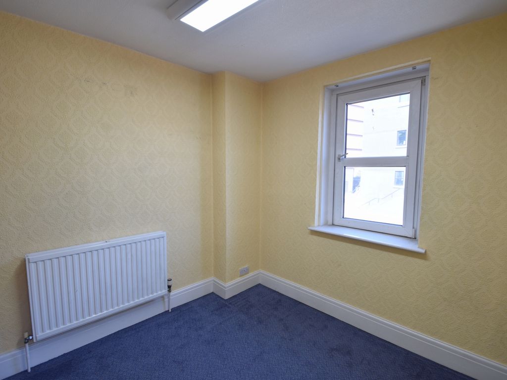 Property to rent in St. Andrews Crescent, Cardiff CF10, £1,000 pcm