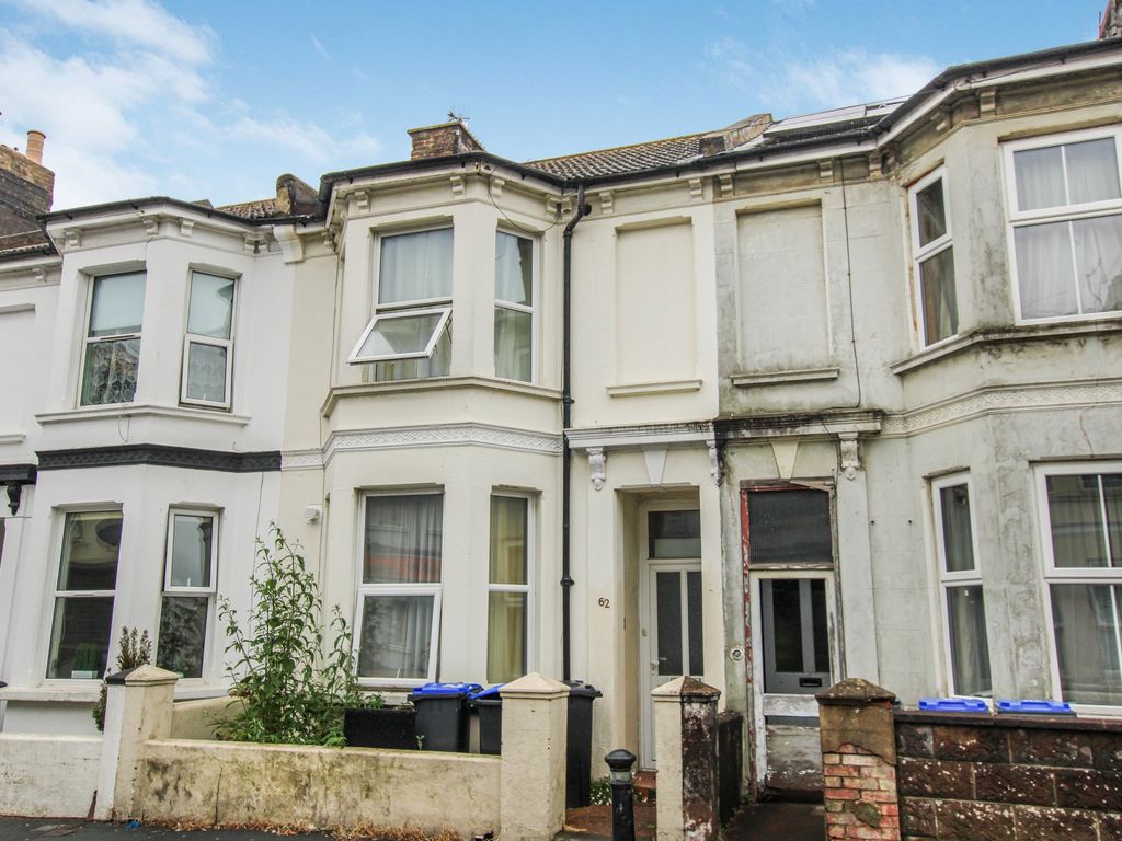 5 bed terraced house for sale in Clifton Road, Worthing BN11, £365,000