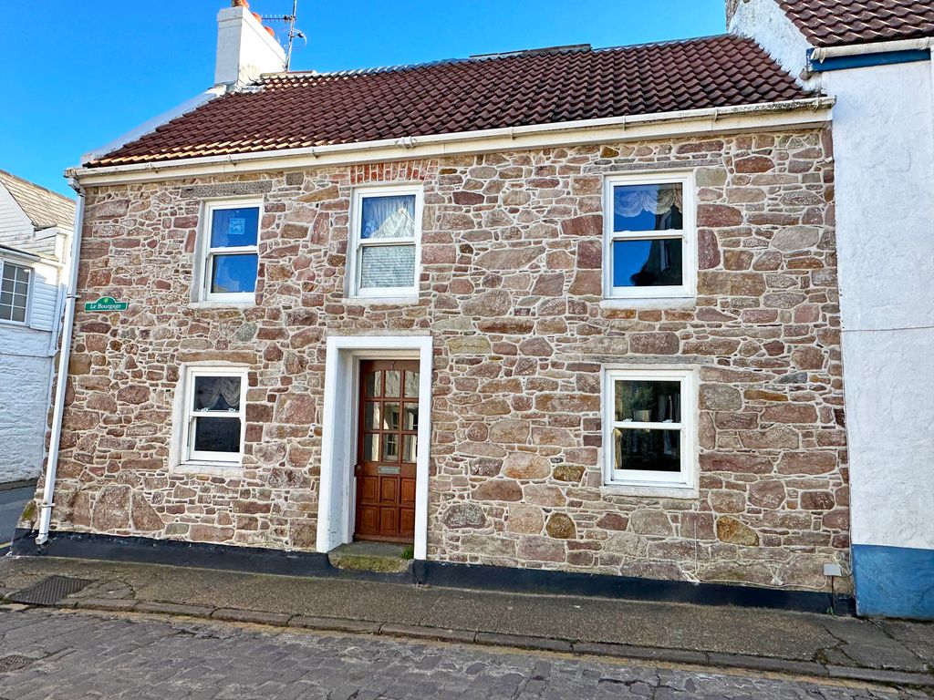5 bed town house for sale in Le Bourgage, Alderney GY9, £465,000