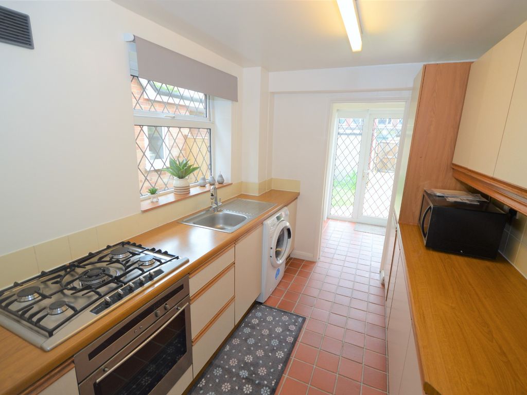 3 bed semi-detached house for sale in Faulkner Place, Bagshot GU19, £385,000