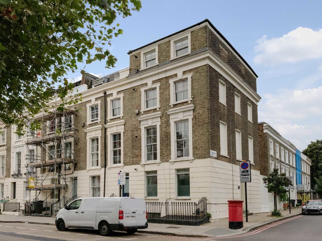 1 bed flat for sale in Camden Street, London NW1, £435,000