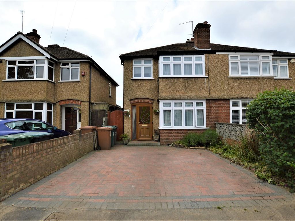 3 bed semi-detached house for sale in Fuller Way, Croxley Green, Rickmansworth WD3, £579,990