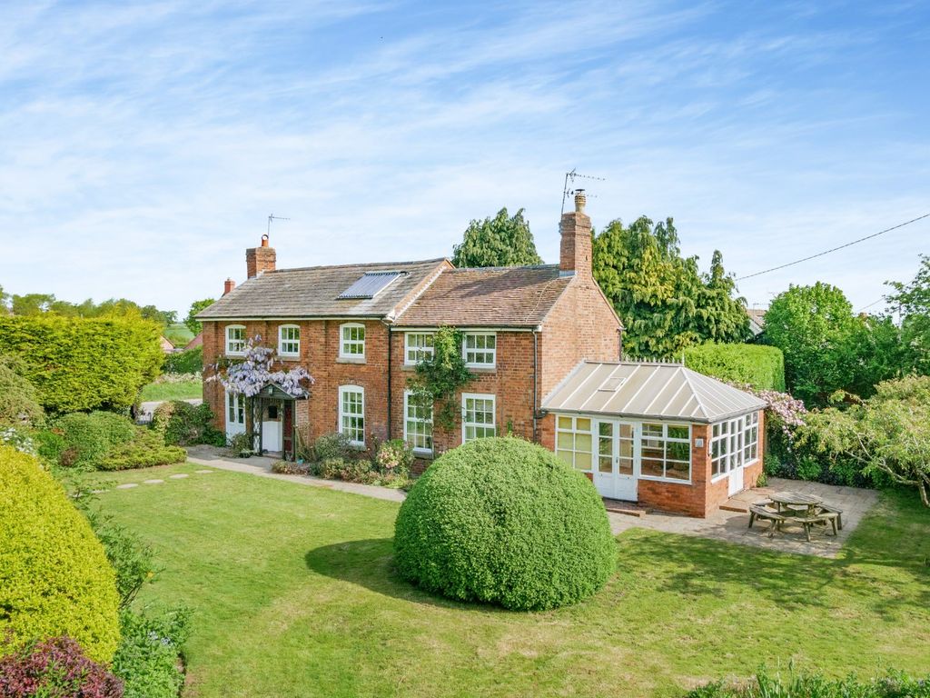 4 bed detached house for sale in Lea Cross, Shrewsbury, Shropshire SY5, £700,000