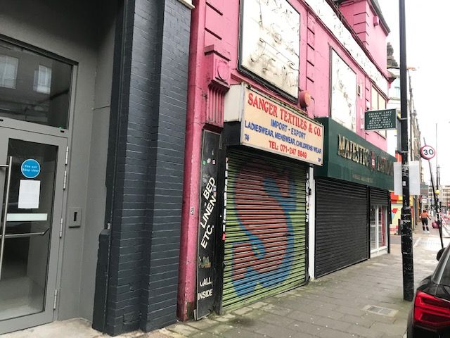 Retail premises to let in Middlesex Street, Spitalfields E1, £25,000 pa