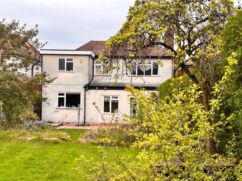 5 bed detached house for sale in Maney Hill Road, 152334 B72, £418,750