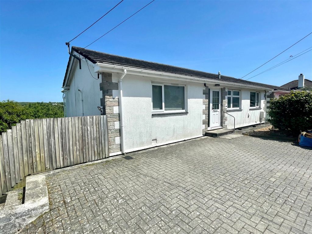 3 bed detached house for sale in Green Lane, Fowey PL23, £550,000