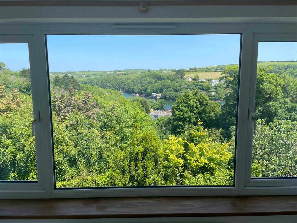 3 bed detached house for sale in Green Lane, Fowey PL23, £550,000