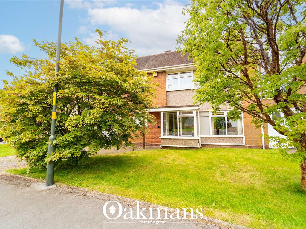 3 bed detached house for sale in Corvedale Road, Birmingham B29, £425,000