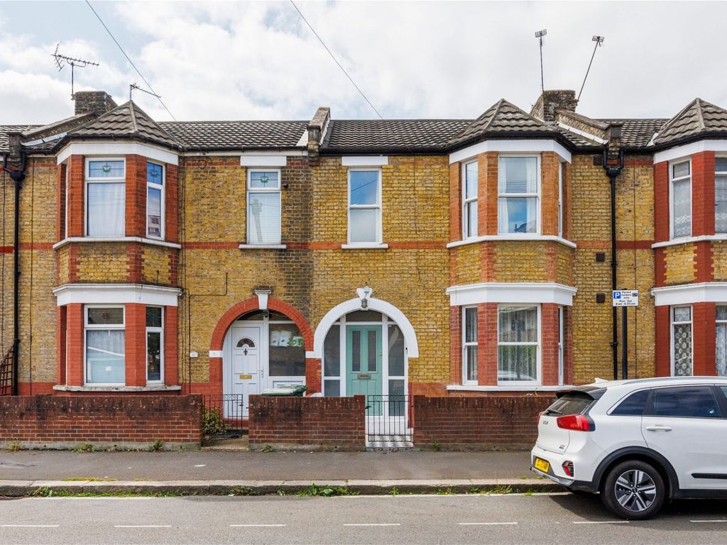 3 bed terraced house for sale in Boreham Avenue, London E16, £625,000