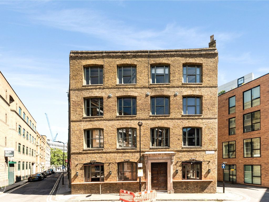 1 bed flat for sale in Phipp Street, London EC2A, £540,000