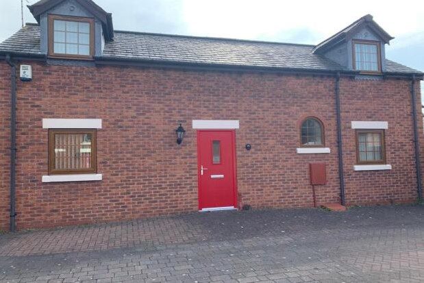 2 bed detached house to rent in Guinea Hall Mews, Southport PR9, £850 pcm