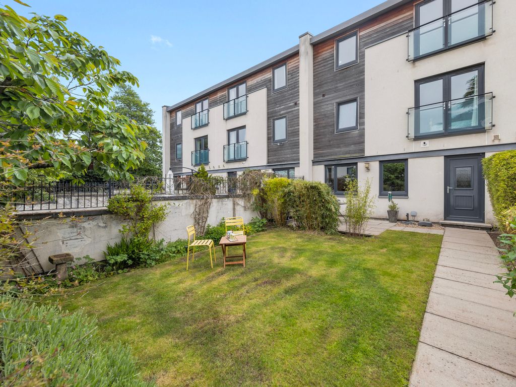5 bed town house for sale in 5 Burnbrae Drive, Corstorphine, Edinburgh EH12, £590,000
