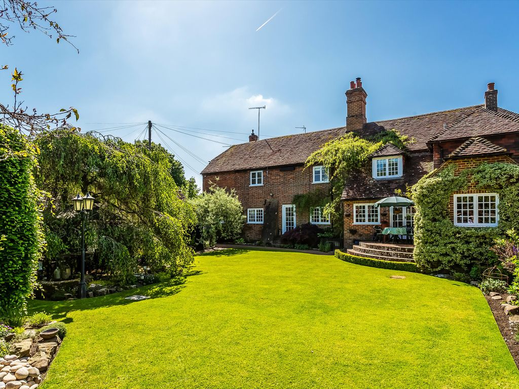 6 bed detached house for sale in The Street, Puttenham, Guildford, Surrey GU3, £1,395,000