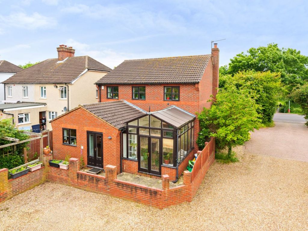 4 bed detached house for sale in Bedford Road, Marston Moretaine, Bedford MK43, £500,000