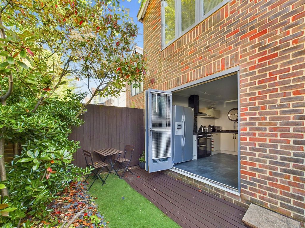 3 bed terraced house for sale in Rowan Avenue, Hove BN3, £425,000