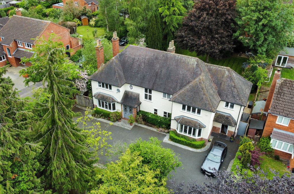 5 bed detached house for sale in Station Road, Balsall Common CV7, £1,000,000