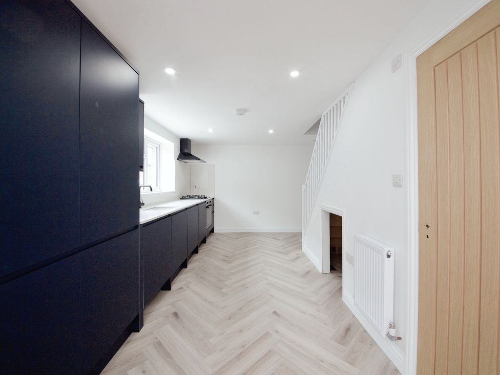 2 bed terraced house for sale in Gloucester Mews, Leyton, London E10, £450,000