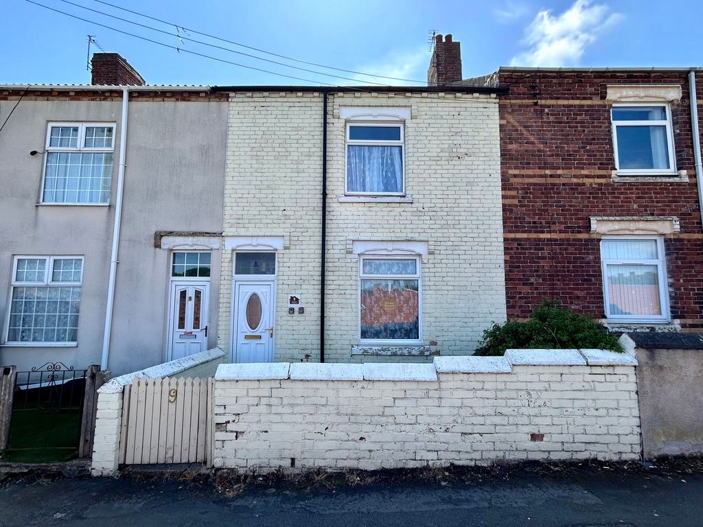 3 bed terraced house to rent in South Terrace, Horden, Peterlee SR8, £545 pcm