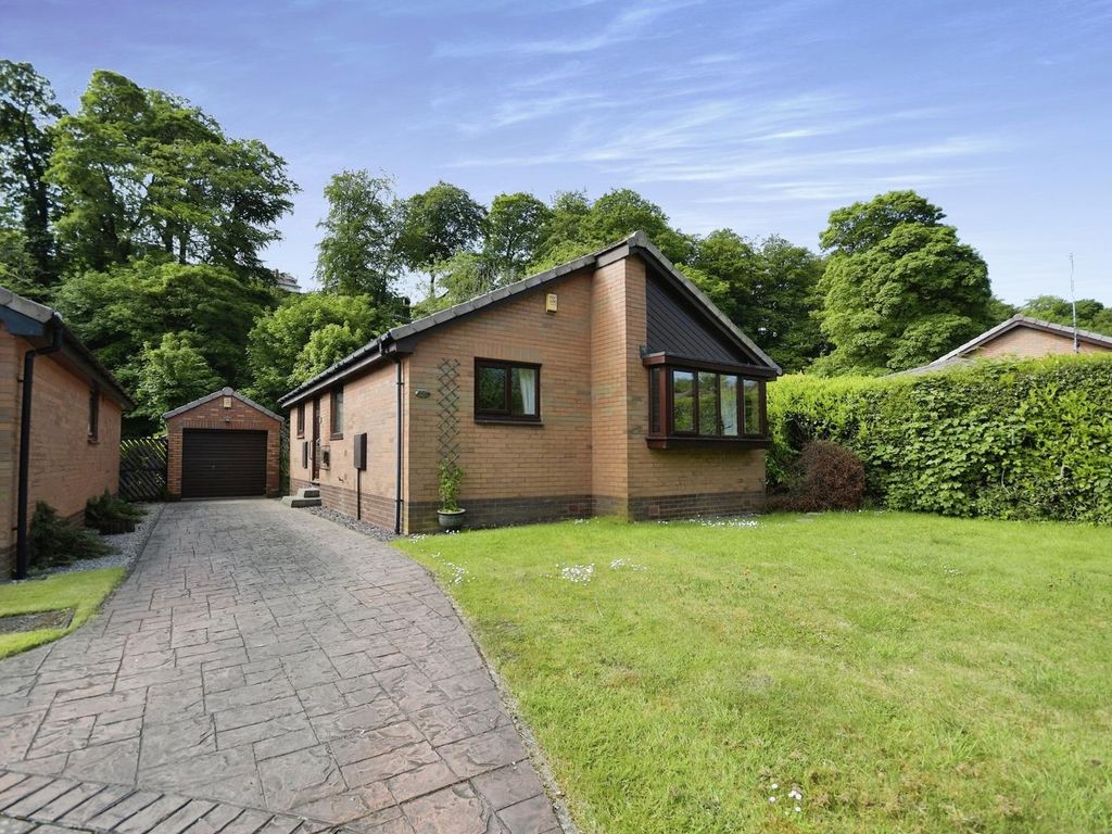 2 bed detached bungalow for sale in Grove House Court, Totley Rise, Sheffield S17, £375,000