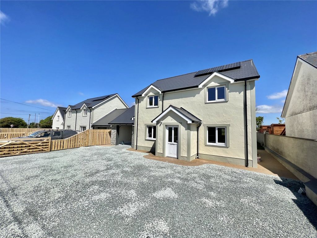 New home, 5 bed detached house for sale in Lady Road, Blaenporth, Aberteifi, Lady Road SA43, £499,950