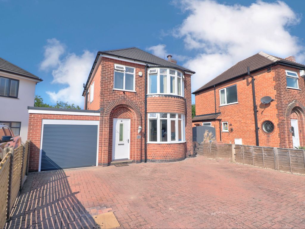 4 bed detached house for sale in Woodlands Avenue, Shelton Lock, Derby DE24, £340,000