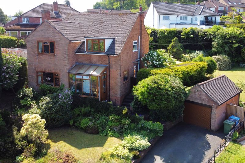 3 bed detached house for sale in Heather Drive, Kinver, Stourbridge DY7, £500,000
