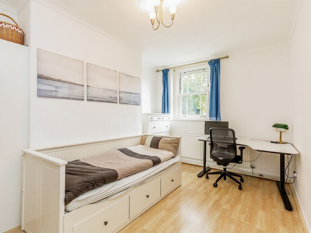 2 bed flat for sale in Church Road, Leigh Woods, Bristol BS8, £475,000