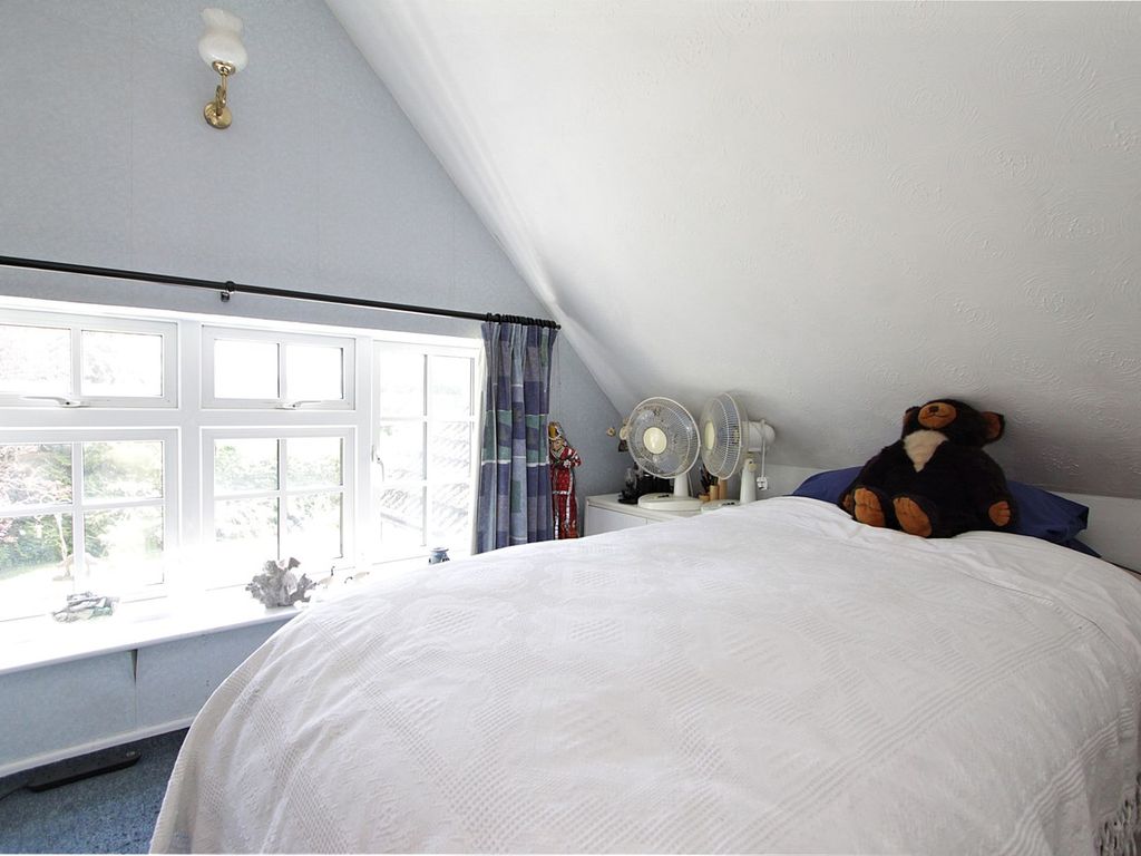4 bed cottage for sale in Earthcott Green, Alveston BS35, £670,000