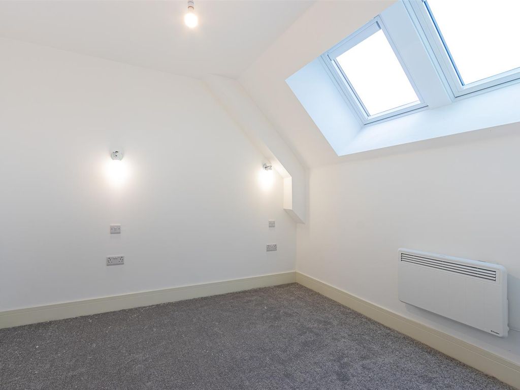2 bed flat for sale in Sophia Mews, Cathedral Road, Riverside, Cardiff CF11, £370,000