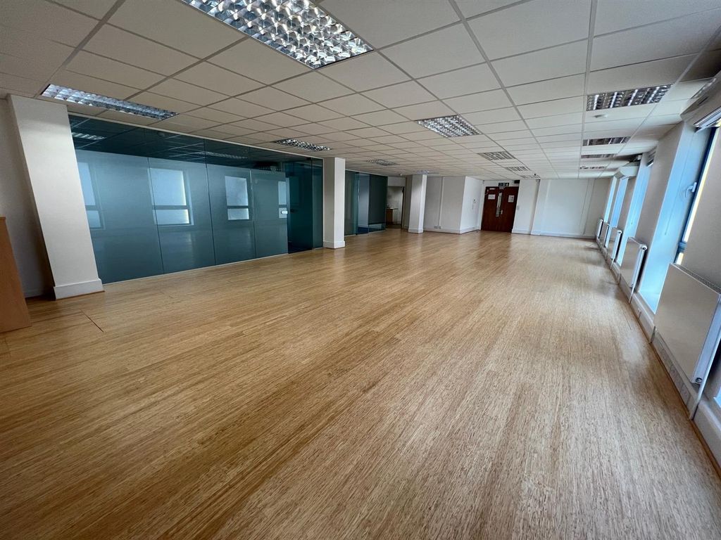 Office to let in Queen Charlotte Street, Redcliffe, Bristol BS1, £27,500 pa
