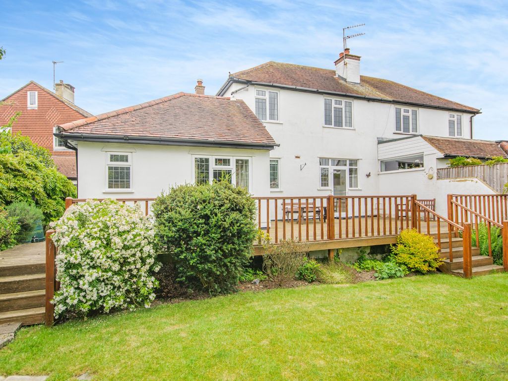 4 bed semi-detached house for sale in Woodside Close, Amersham HP6, £850,000