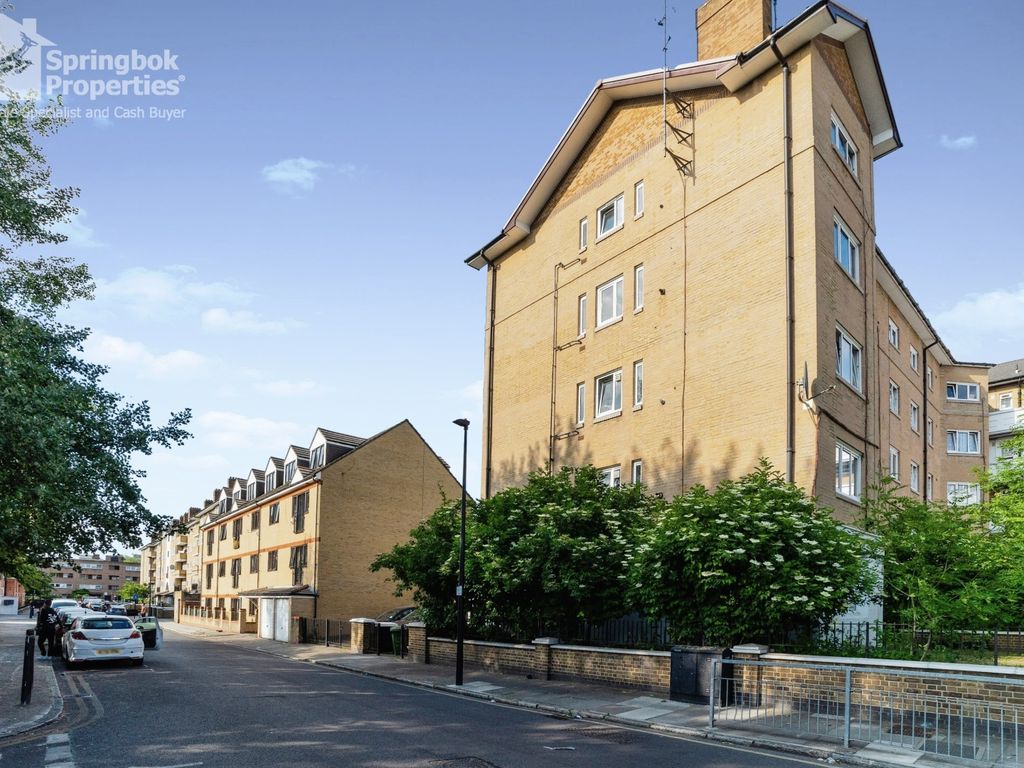 2 bed flat for sale in Rogers Estate, Globe Road, Bethnal Green, London The Metropolis[8] E2, £355,000