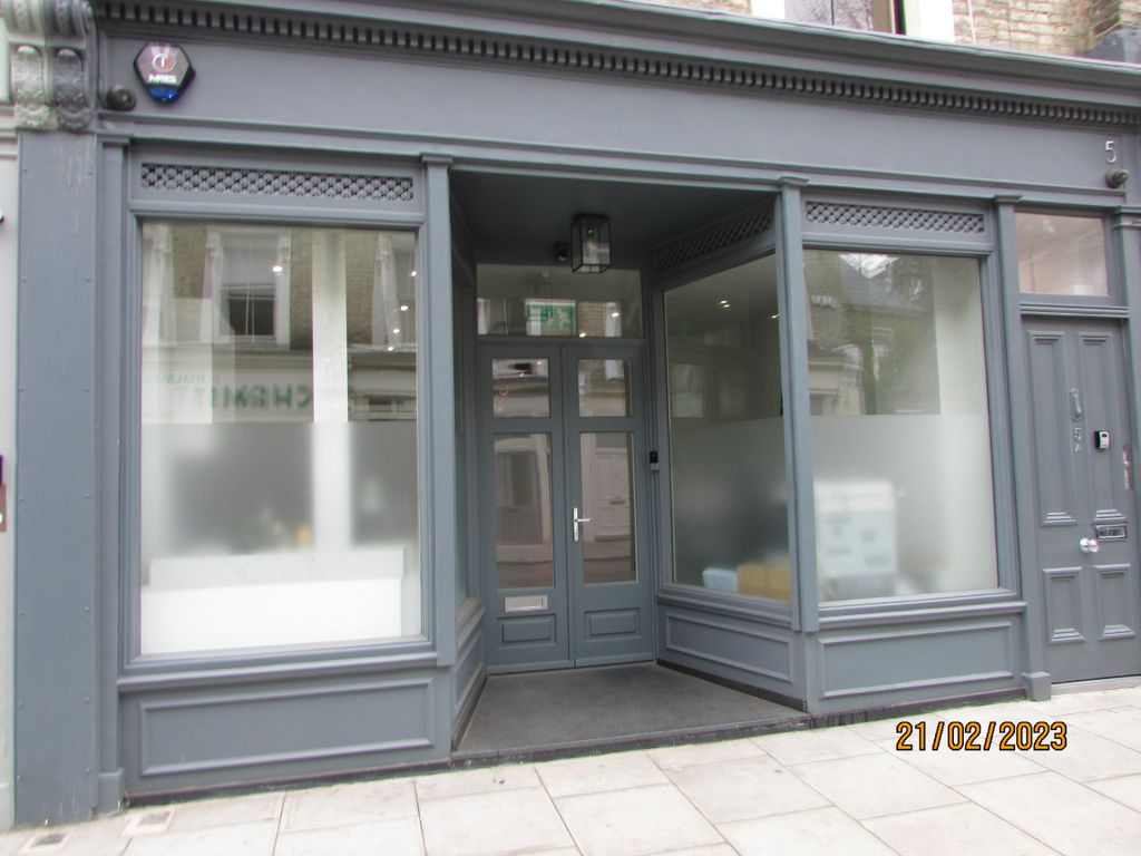 Retail premises to let in Nugent Terrace, London NW8, £400,000 pa