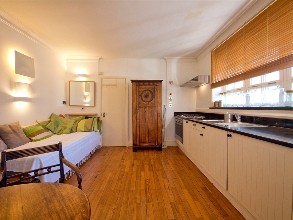 1 bed flat for sale in Levita House, Chalton Street, London NW1, £600,000