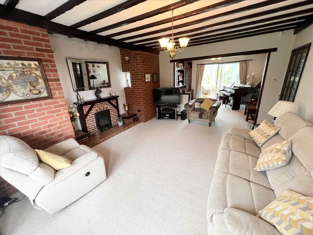 3 bed detached house for sale in Stanton Lane, Stanton On The Wolds, Nottingham NG12, £725,000